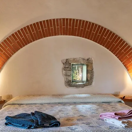 Castello Di Monteluco A Lecchi Villa